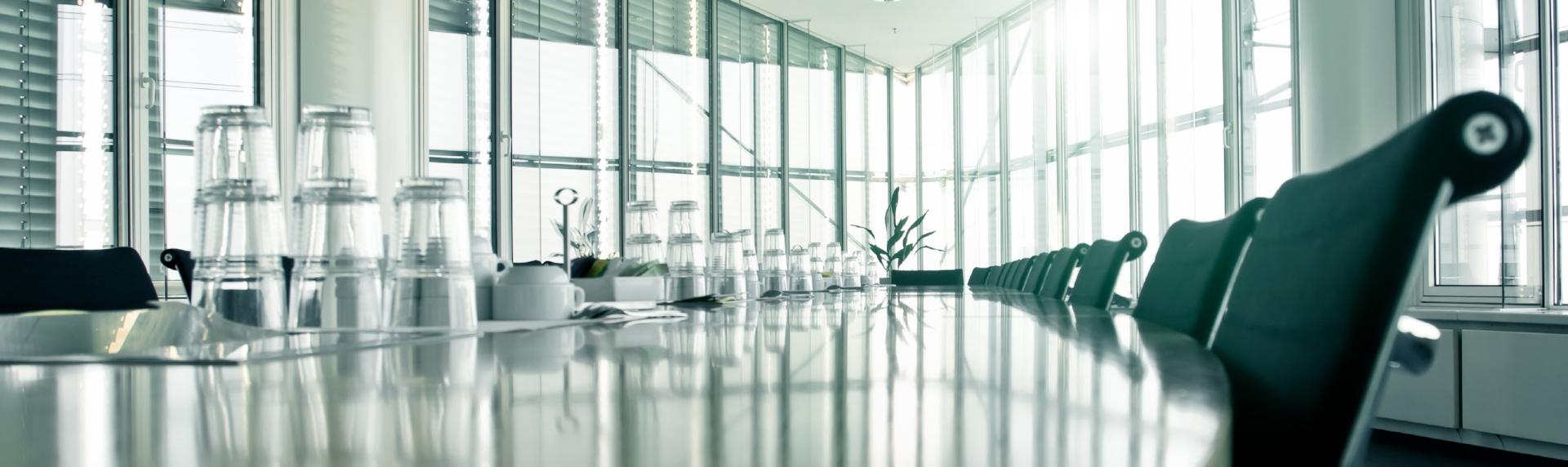 Meetingroom-134194175_4500x3570-586618-edited-744706-edited.jpeg